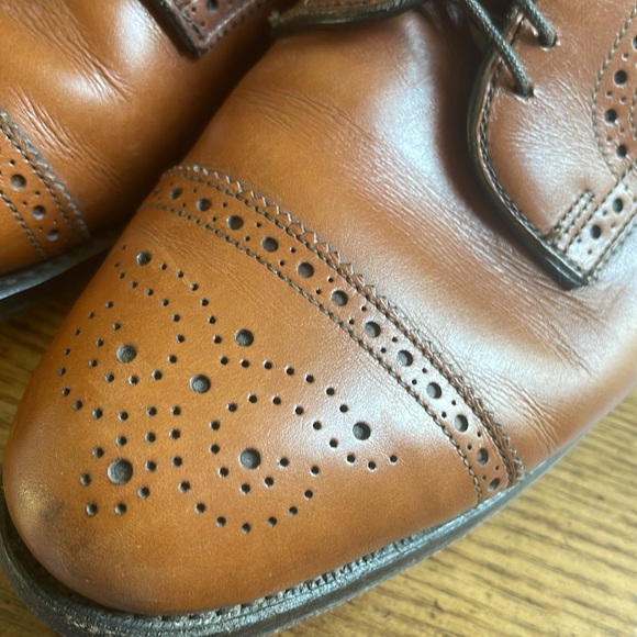 Allen Edmonds men’s wingtips size 7 1/2.  Preloved  luxury men’s shoes.